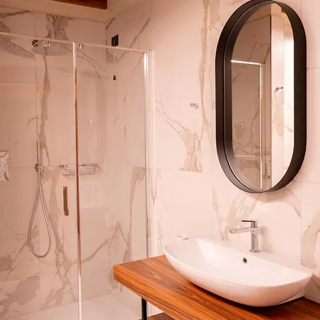 Rosa Delle Alpi ホテル Esino Lario