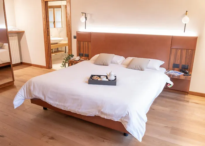 Rosa Delle Alpi Esino Lario