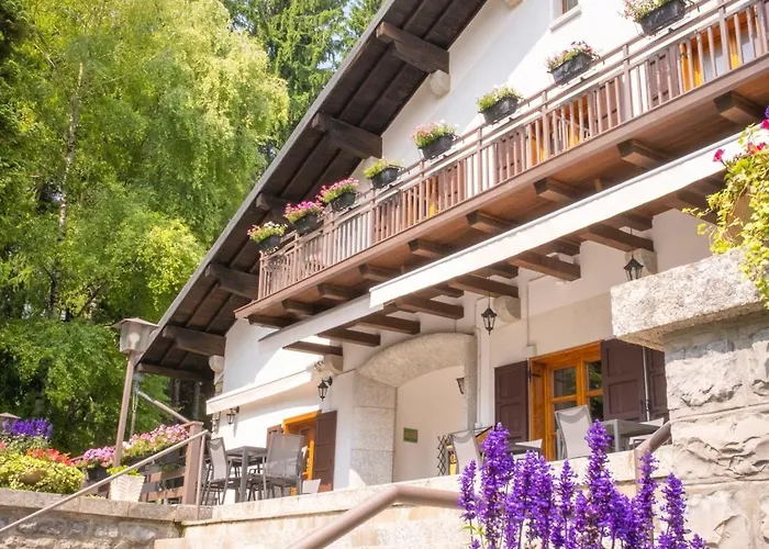 Rosa Delle Alpi Hotel 3*